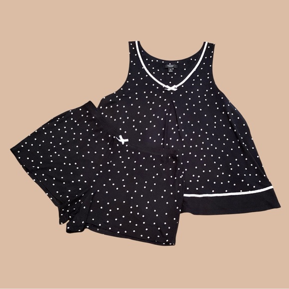 Simply Vera Vera Wang Other - Simply Vera Vera Wang Black Polka Dot Pajama Set